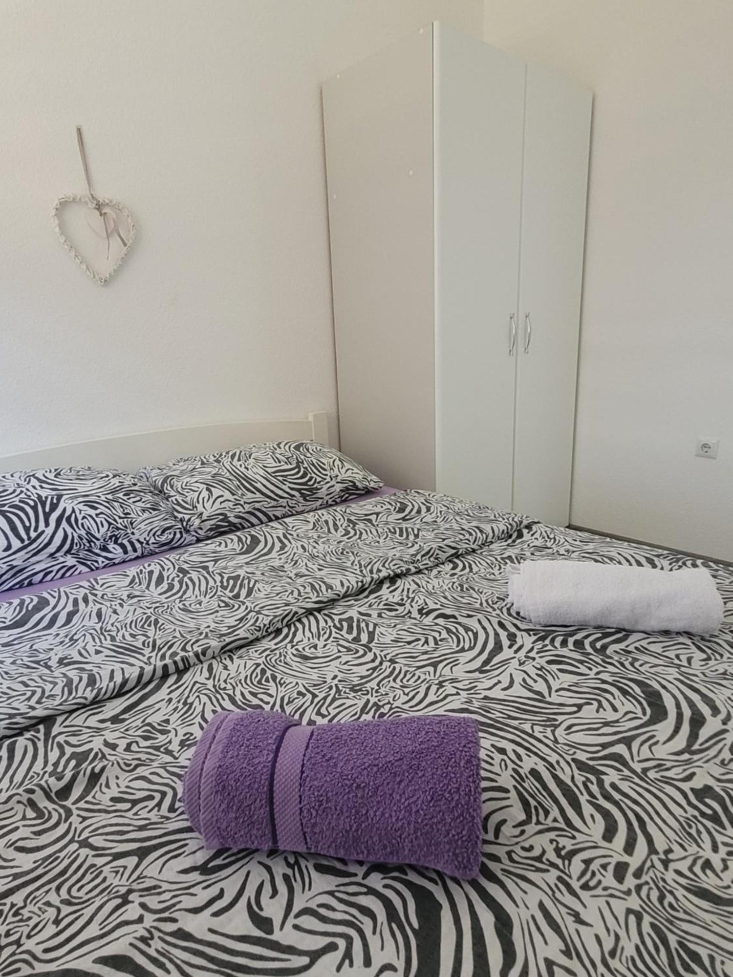 Apartmani Elegance Tuzla Esterno foto