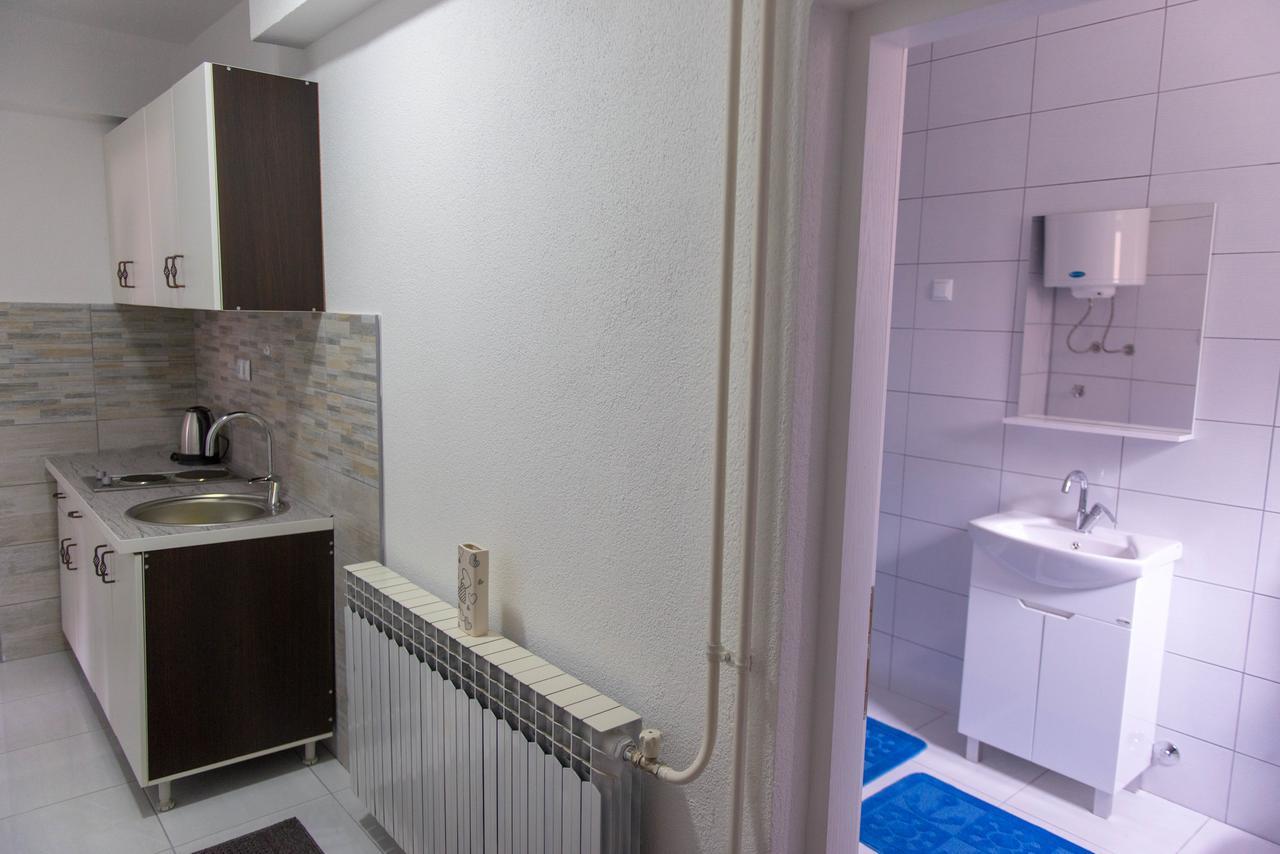 Apartmani Elegance Tuzla Esterno foto