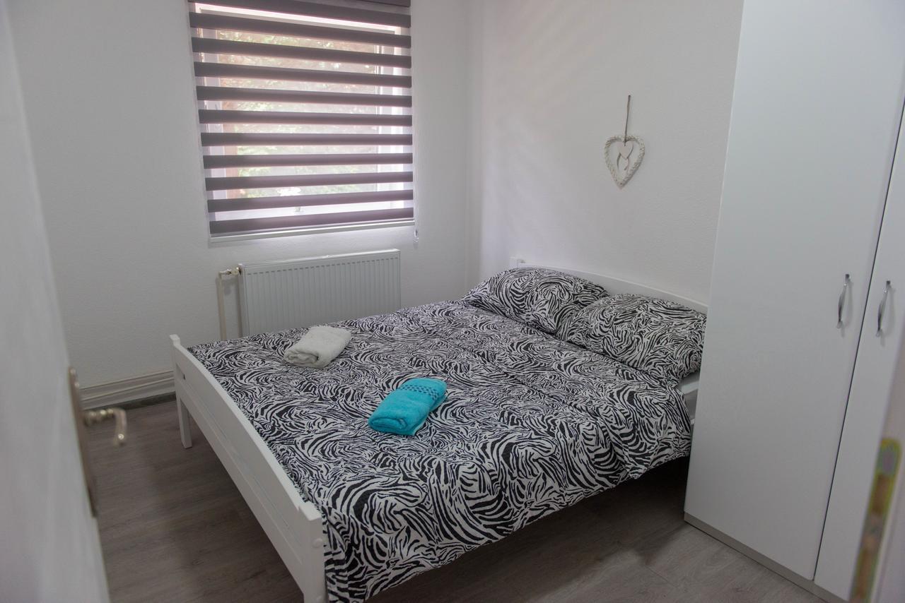 Apartmani Elegance Tuzla Esterno foto