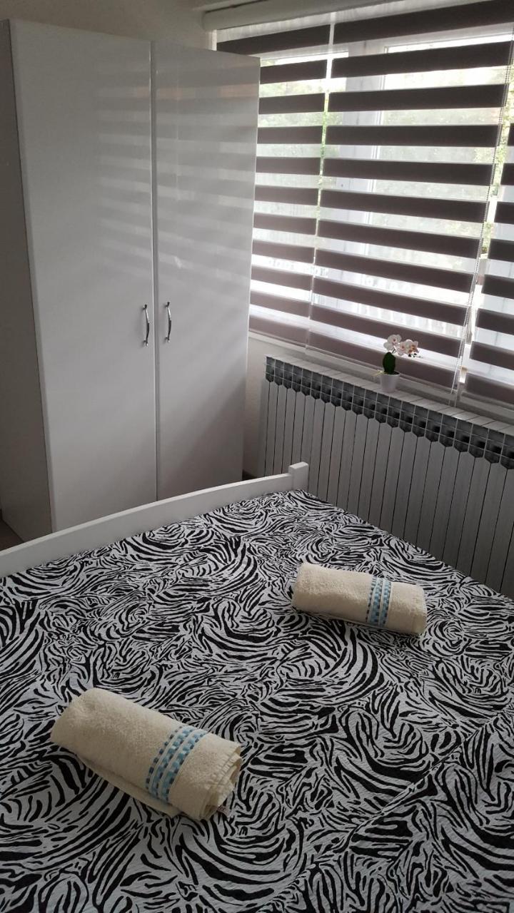 Apartmani Elegance Tuzla Esterno foto